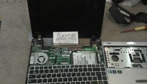 Portátil Asus 1201N conector alimentación roto