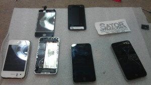 iPhone 4 con pantallas rotas
