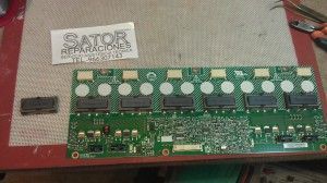Tv JVC se enciende y se apaga enseguida