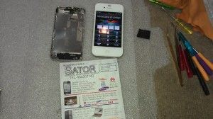 iPhone 4s carcasa metálica doblada