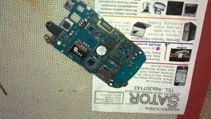 Móvil Samsung S5570 botón encendido no funciona