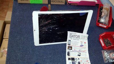 Cambiar pantalla iPad air cristal roto