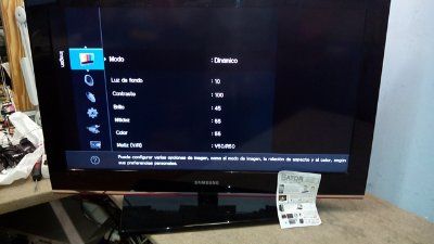 TV Samsung le32b530 cambia de canal sola