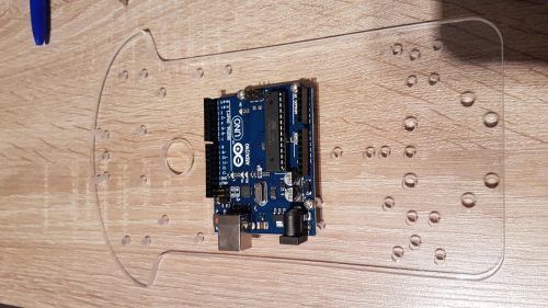 Montaje Coche 4 ruedas Arduino