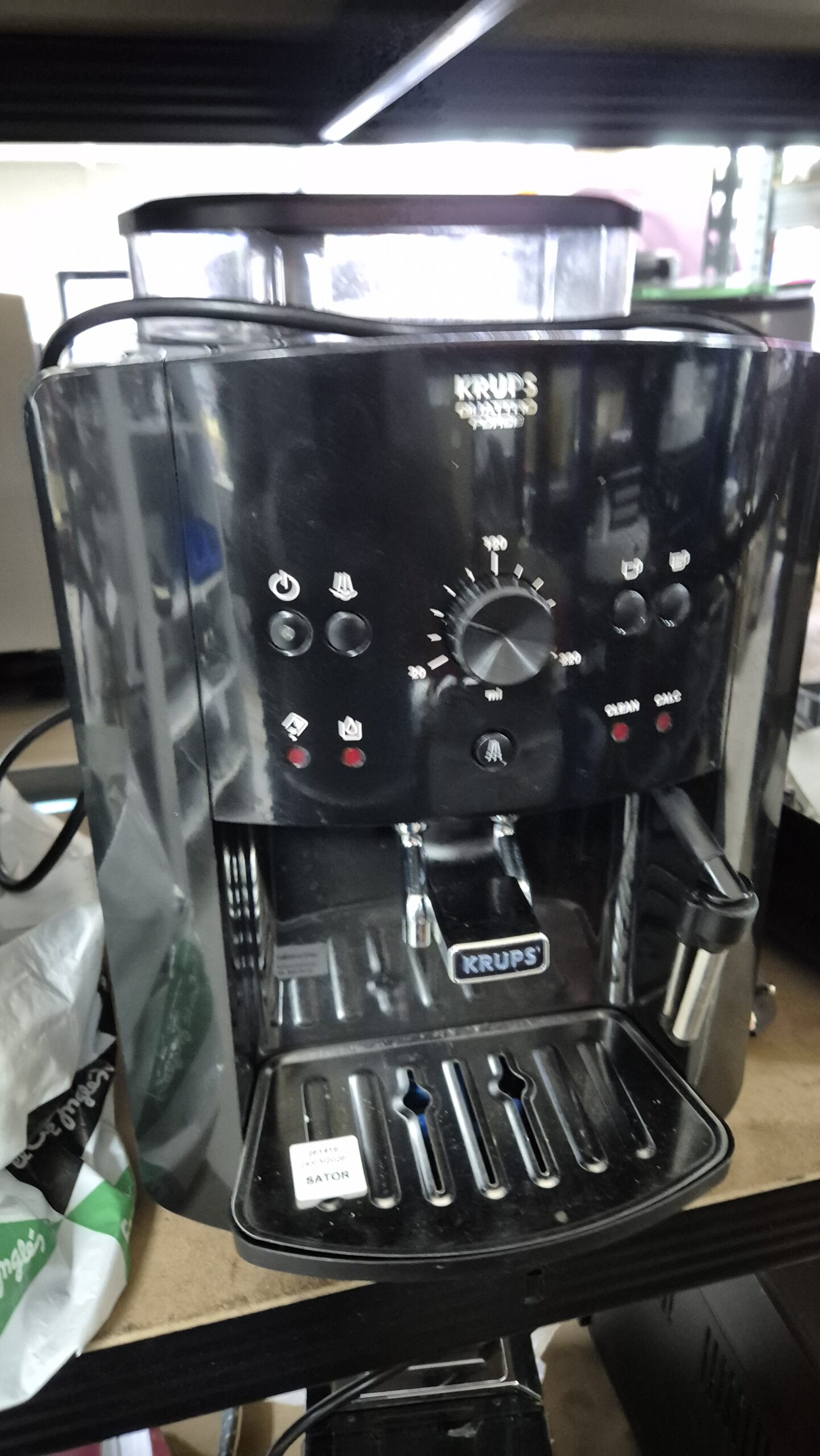 cafetera automática no saca agua: revisión técnica en Sator Electrónica